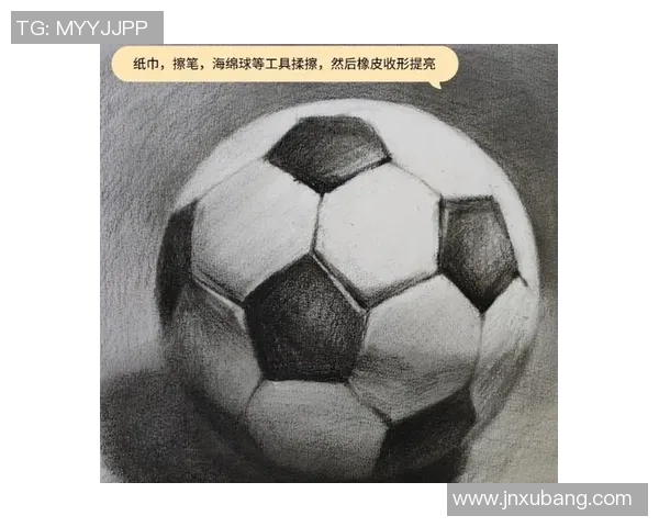 黑笔素描技艺展现足球明星独特魅力与风采的艺术之旅
